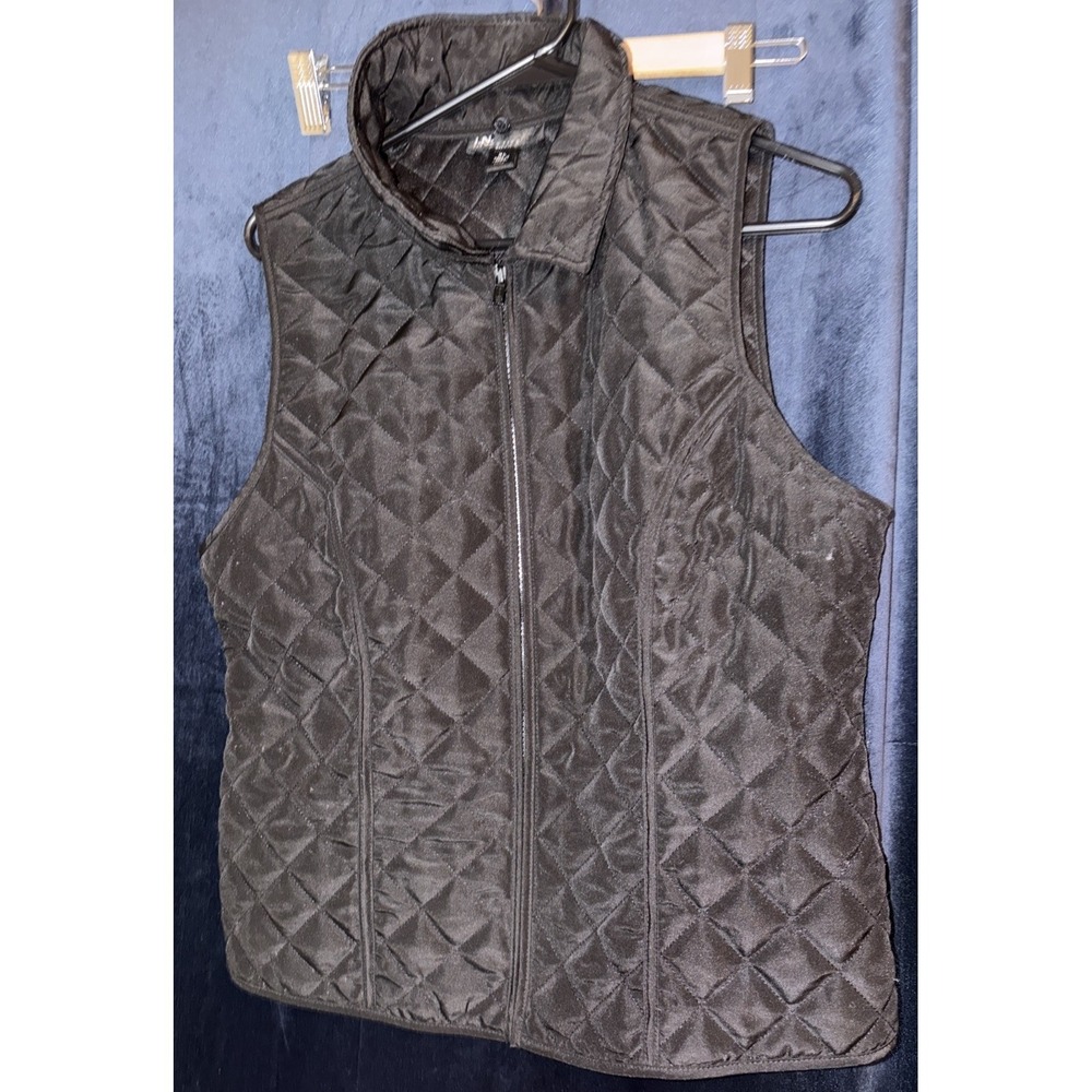NWT I.N studio quilted zip vest